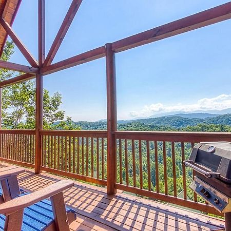 A Higher Calling, 1089 Of Free Area Attraction Tickets For Each Paid Day, Dollywood And More! Pigeon Forge Esterno foto
