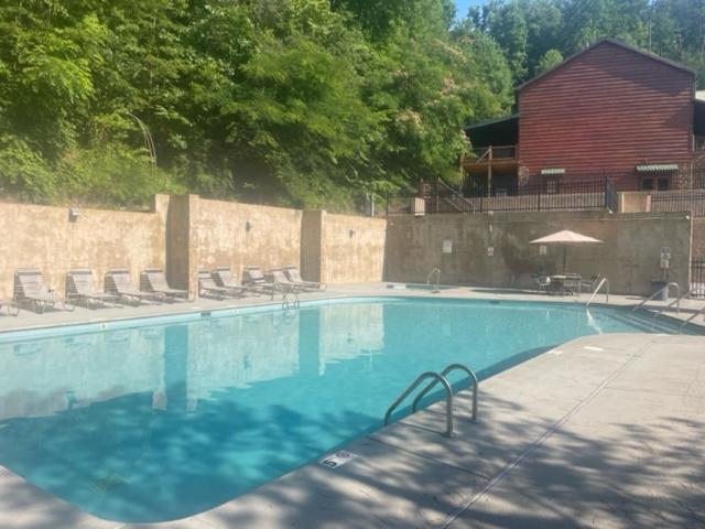 A Higher Calling, 1089 Of Free Area Attraction Tickets For Each Paid Day, Dollywood And More! Pigeon Forge Esterno foto
